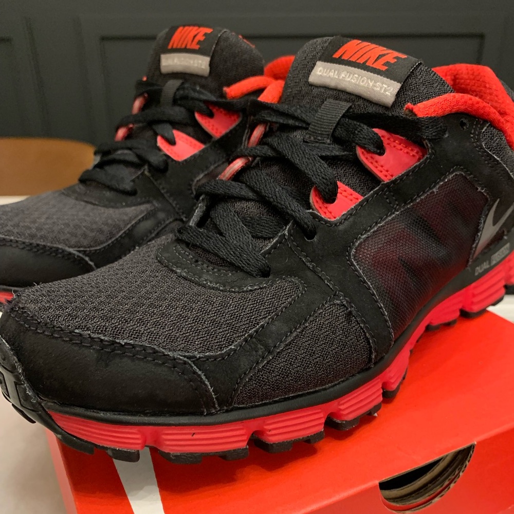 Nike Men’s/ Women’s Running Shoes Duel Fushion